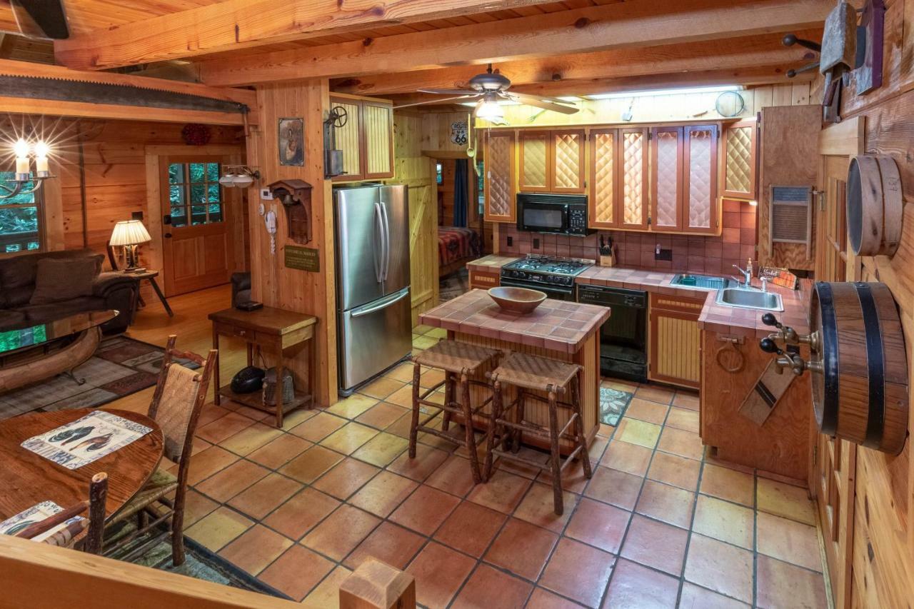 Villa Creekside Bunkhouse Whittier Exterior foto